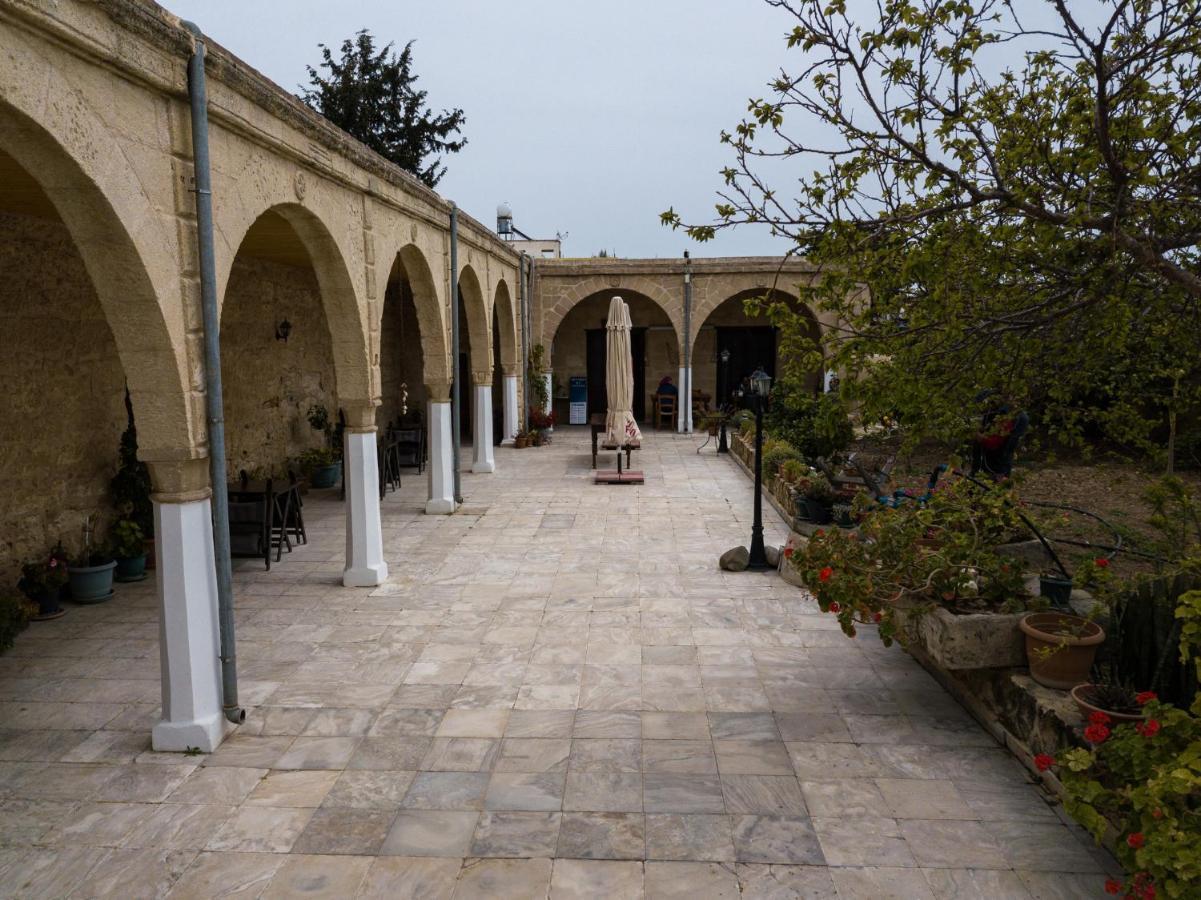 Revakli Ev Guest House Rizokarpaso ภายนอก รูปภาพ