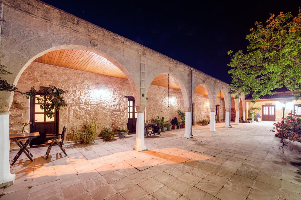 Revakli Ev Guest House Rizokarpaso ภายนอก รูปภาพ