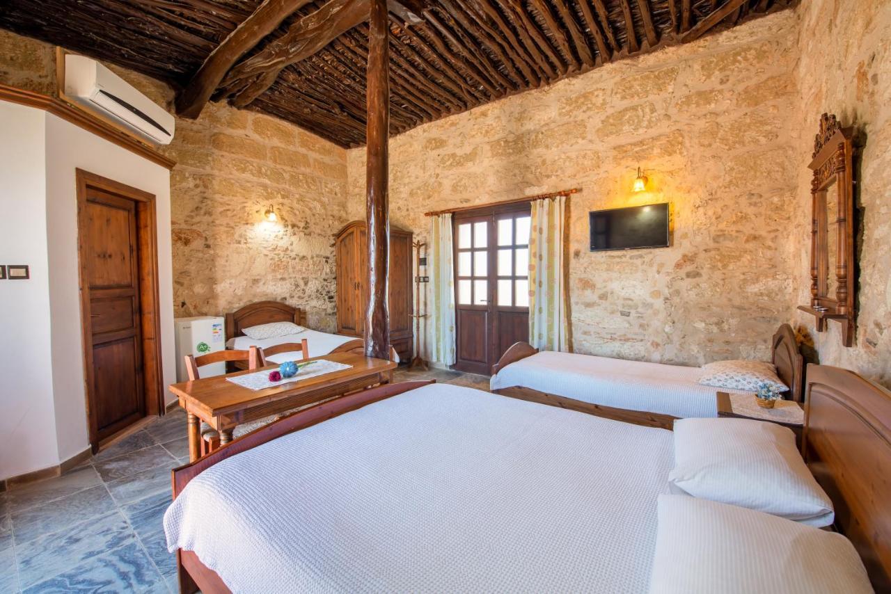 Revakli Ev Guest House Rizokarpaso ภายนอก รูปภาพ